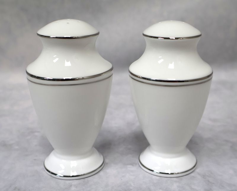 Lenox Federal Platinum Salt &amp; Pepper Shaker Set Fine Bone China, Made in USA