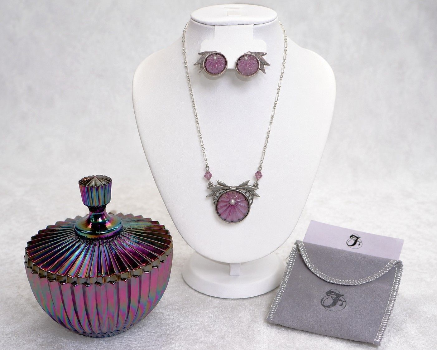Fenton Amethyst Carnival Glass Art Keepsake Box, Pendant Necklace &amp; Earring Set