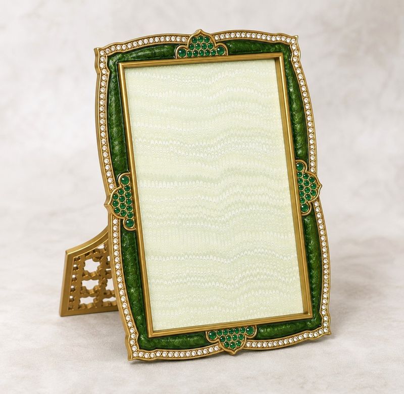 Jay Strongwater Emerald Green Enamel &amp; Swarovski Crystal 4x6 Picture Frame | Original Box