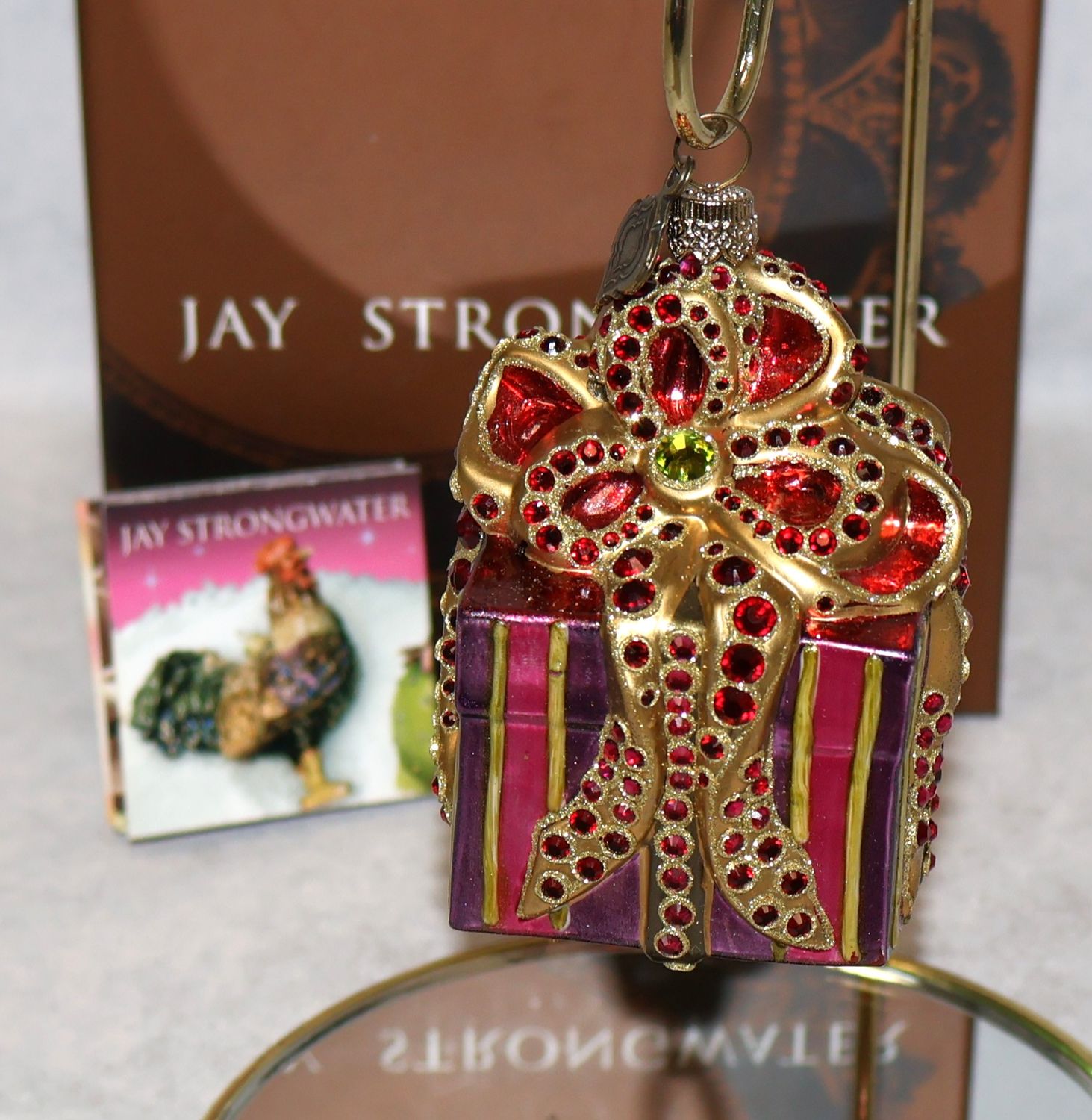 Jay Strongwater Christmas Present Swarovski Crystal Glass Ornament Hand Signed 2006 | Box
