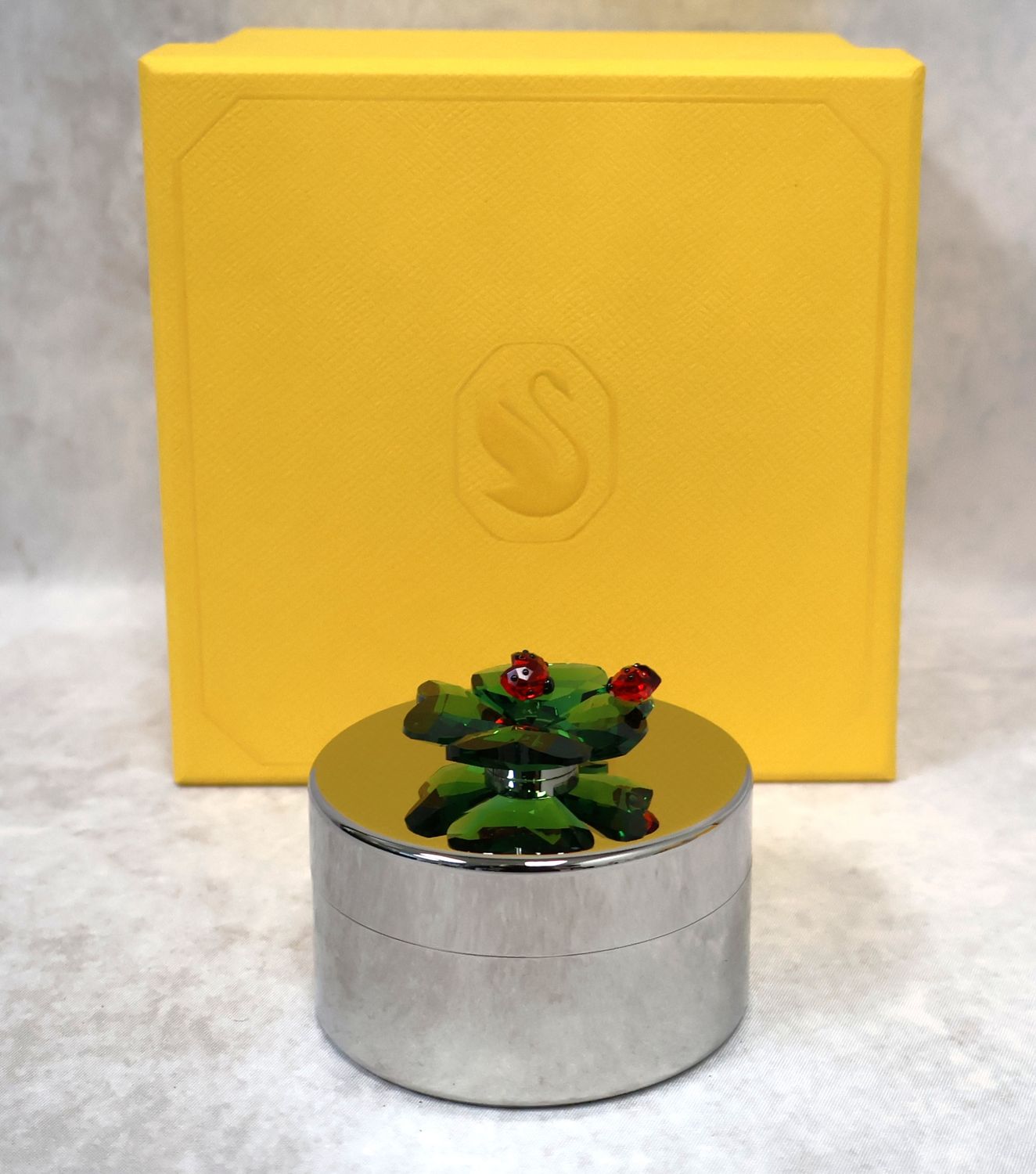 Swarovski Crystal Idyllia Clover &amp; Ladybug Decorative Box 5692961 | Original Box
