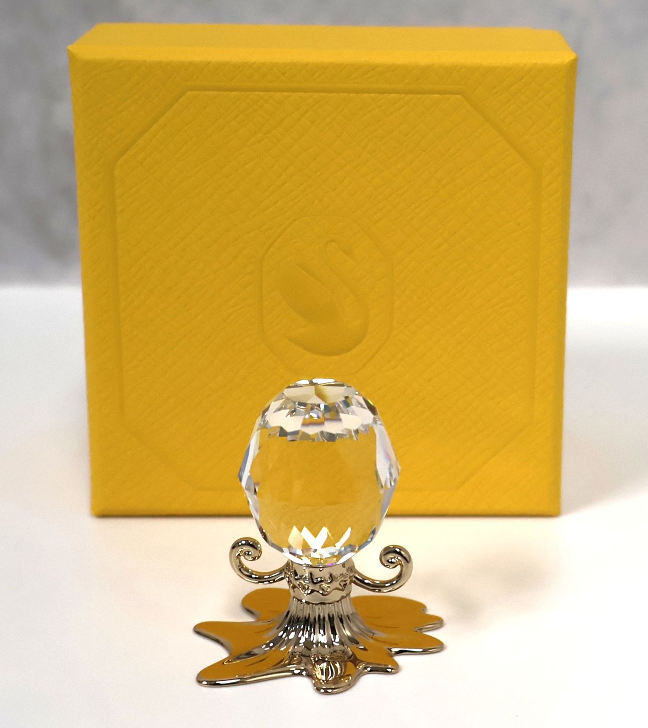 Swarovski Crystal Zodiac Aquarius Water Bearer Figurine 5670300 | Original Box