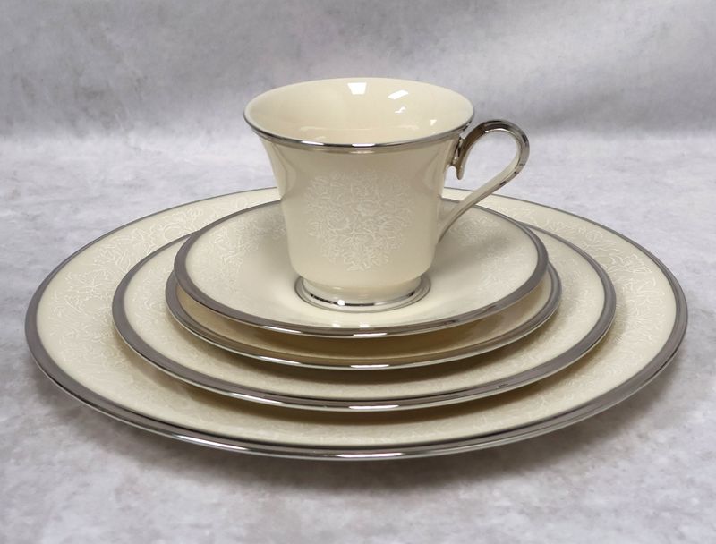 Lenox Moonspun 5-Piece Place Setting Platinum Trim | Multiple Sets Available