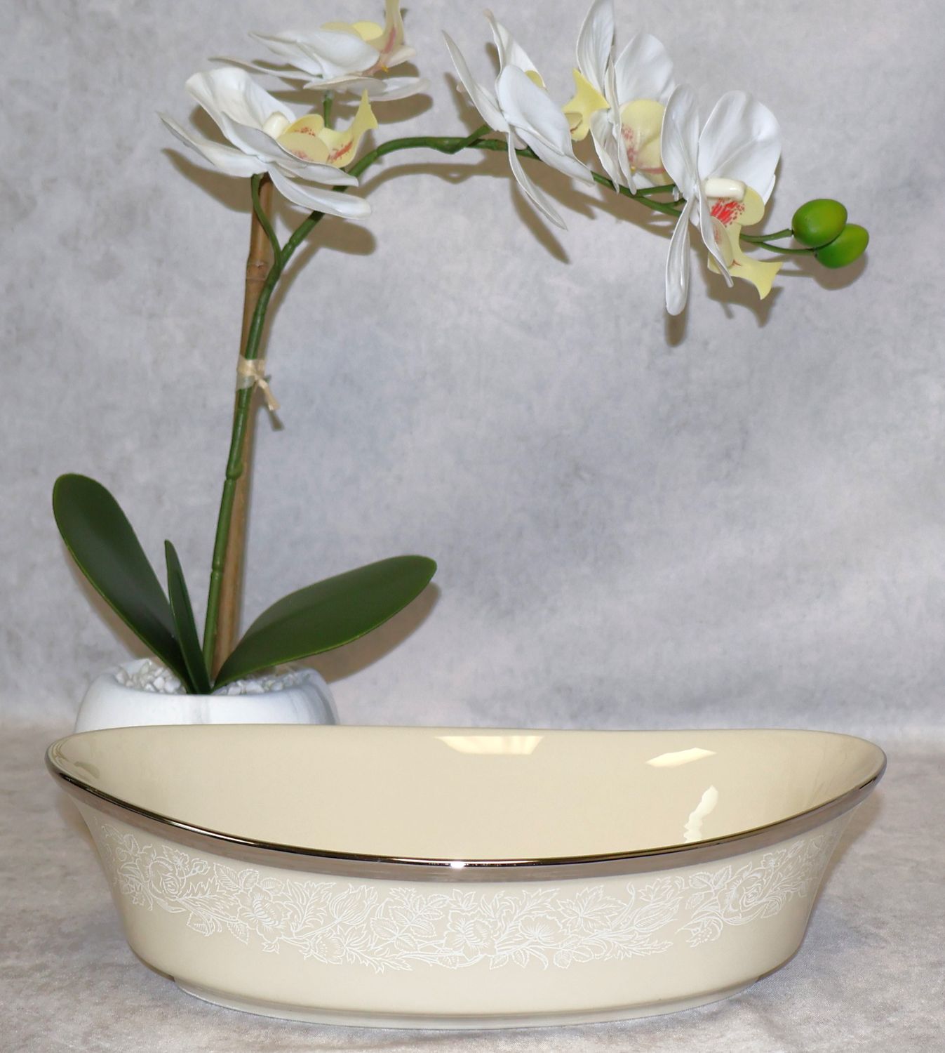 Lenox Moonspun Oval 10” Vegetable Serving Bowl Bone China Platinum Trim | USA