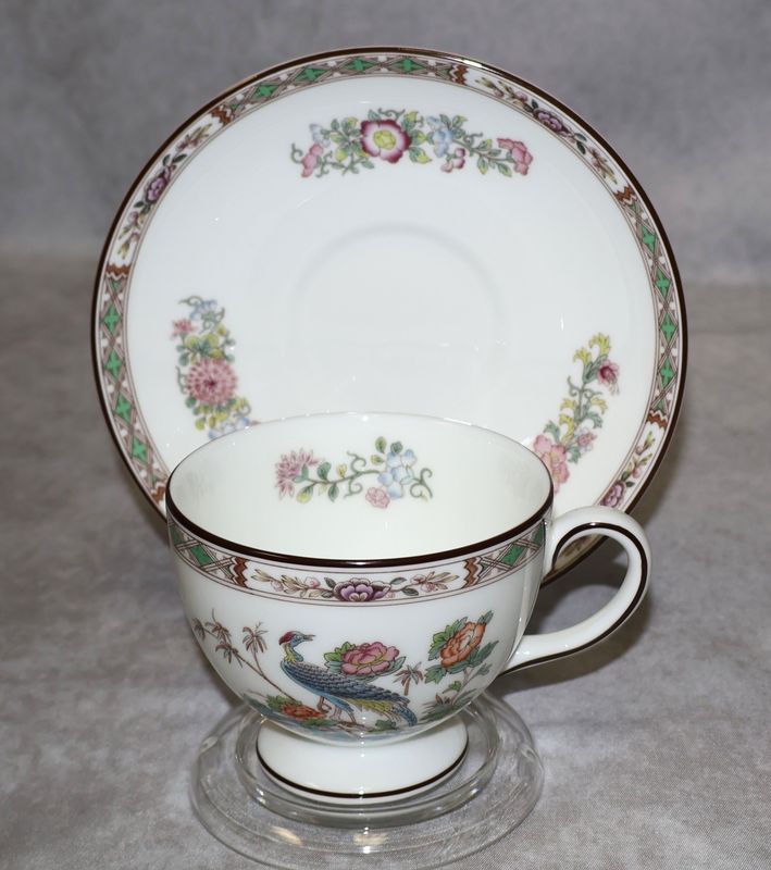 Wedgwood Kutani Crane Leigh Shape Footed Cup &amp; Saucer Set R4464 | England