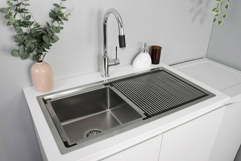 CLOVELLY UNIVERSAL SINK SET