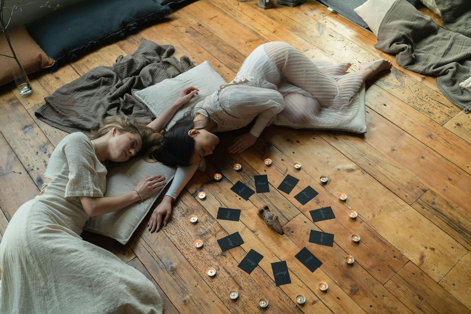 Full Moon Circle - SATURDAY, SEPT 6th