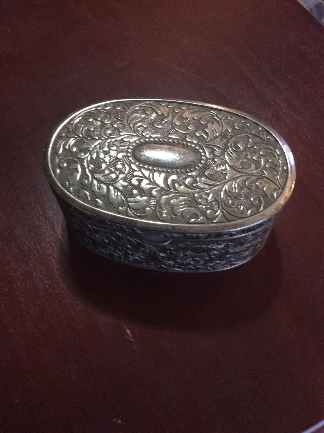 Crystal Energy Resonator Emits Essence Throughout Thy Home 