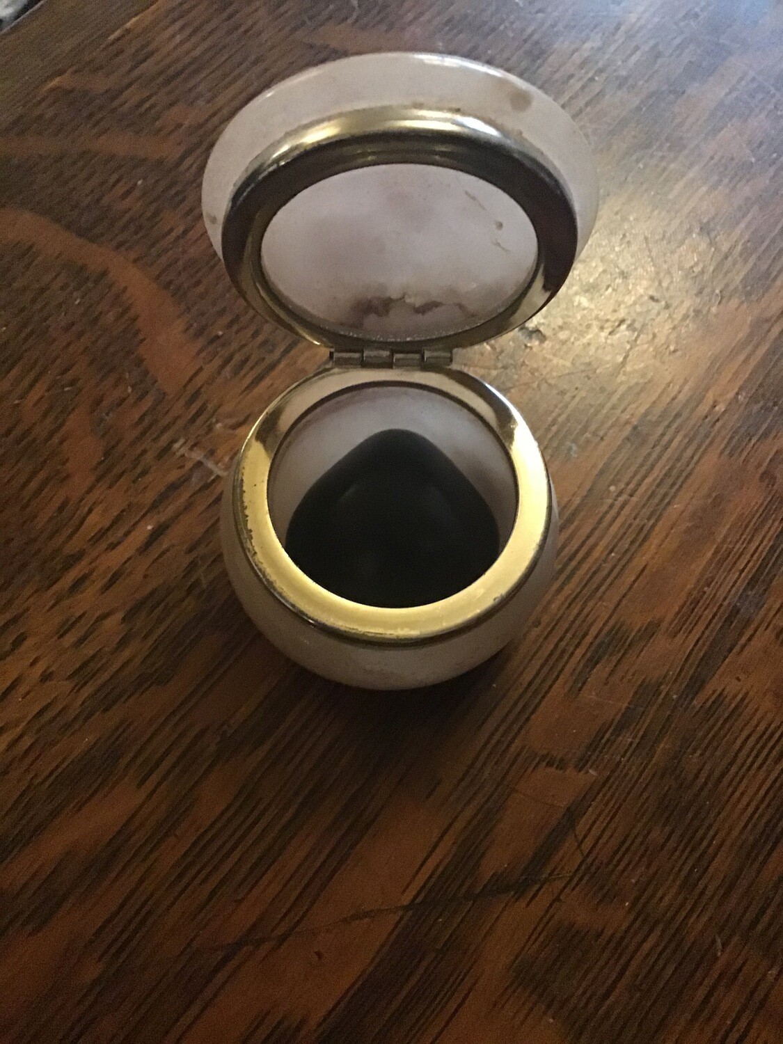 Oracle of Inner Self, with charging vessel