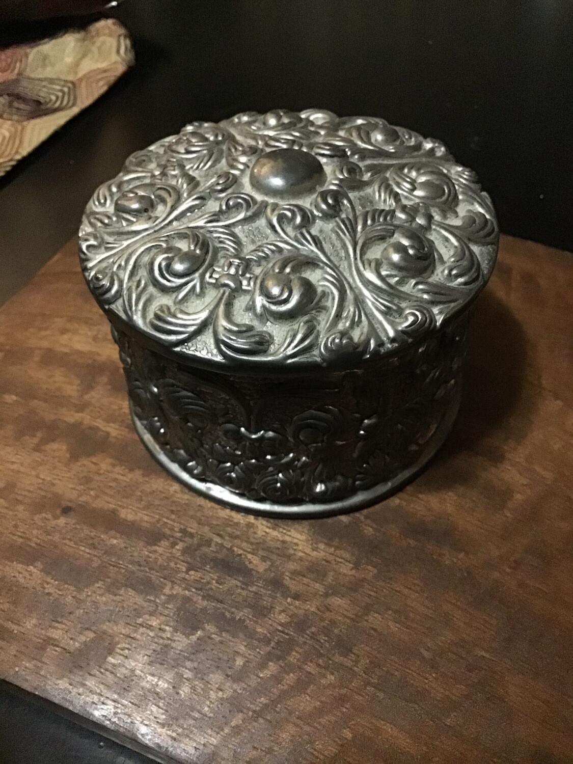 powerful crystal / stone purification and energizing / charging vessel