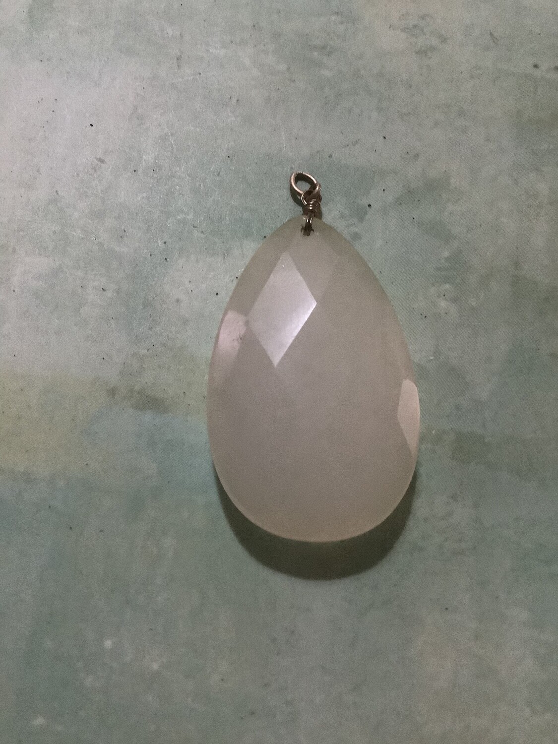 Absorbs Ultraviolet and Infrared Frequencies, increased evident spiritual manifestations