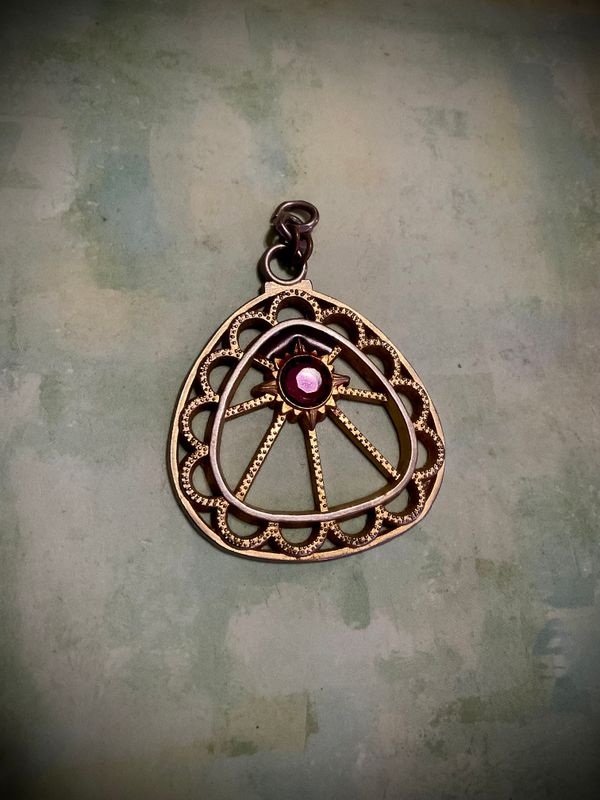Empowering Energy Source of New Beginnings and Favorable Opportunities