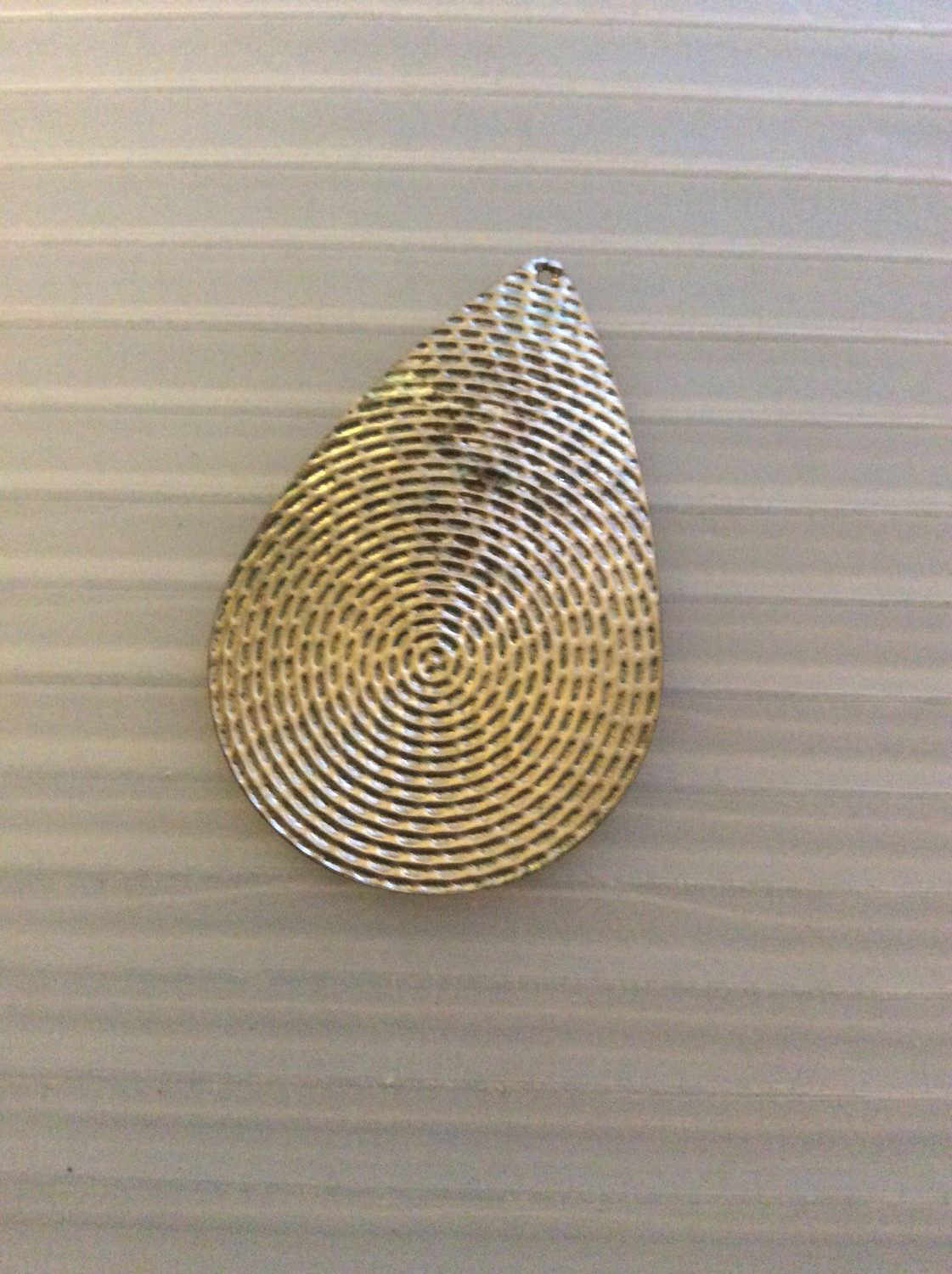 John Keely vibration frequency enchanted amulet absorb and emit bioenergy field 
