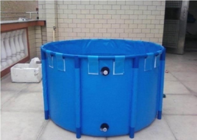 Foldable Round Koi Show Tank,-[829 gal.] 78.7&quot; x 39.4 &quot;

Vinyl Liner Liner is UV resistant