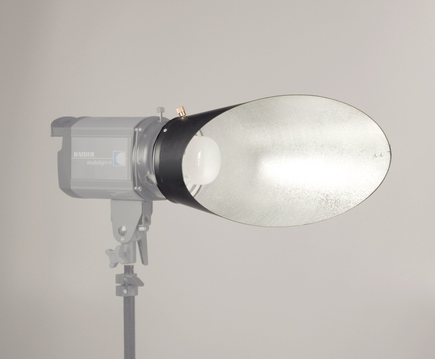 Kaiser Background reflector