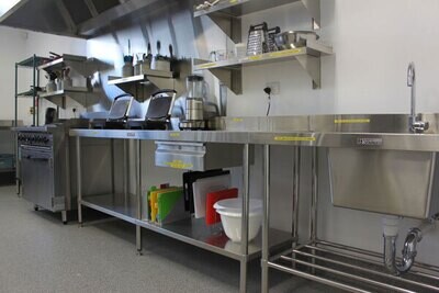 Benches &amp; Sinks
