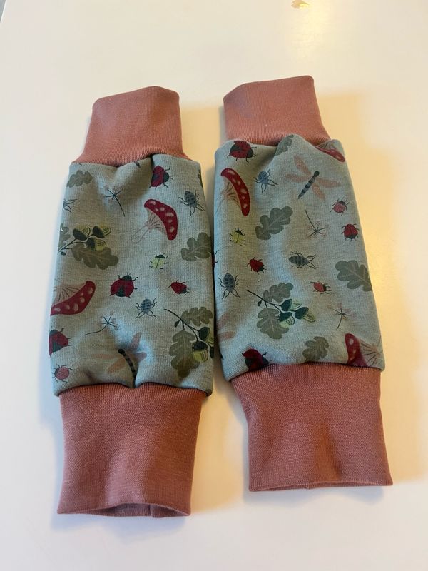 Sage insect &amp; mushroom Alpine Fleece Leg Warmers