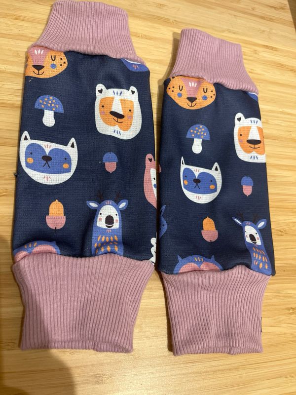 Animal Faces Alpine Fleece Backed Leg Warmers Animal Faces Alpine Fleece Backed Leg Warmers