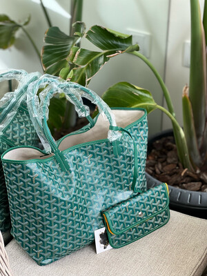 Goyard Saint Louis GREEN PM Shopper