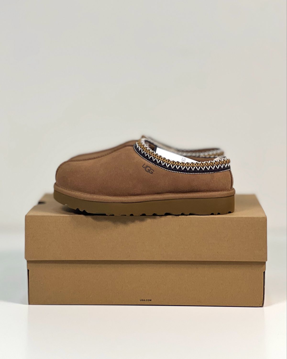 Ugg Tasman Slipper - Chestnut