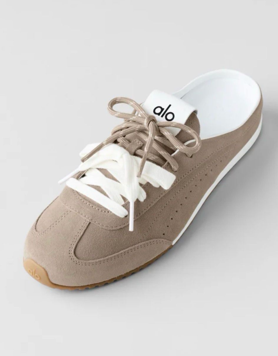 Alo Sunset Sneaker Mule color: gravel
