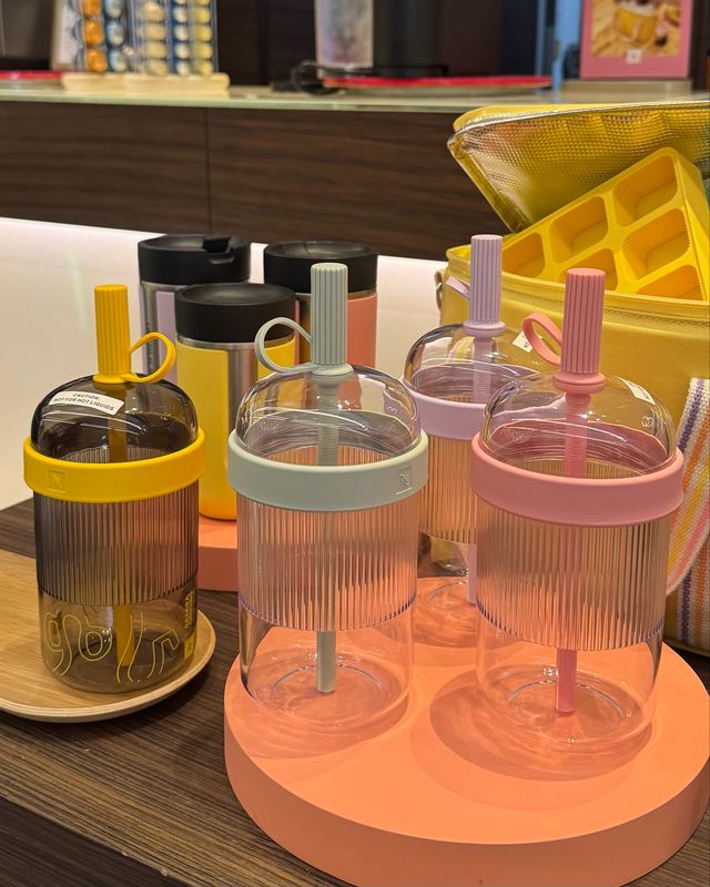 Nespresso YELLOW Mug