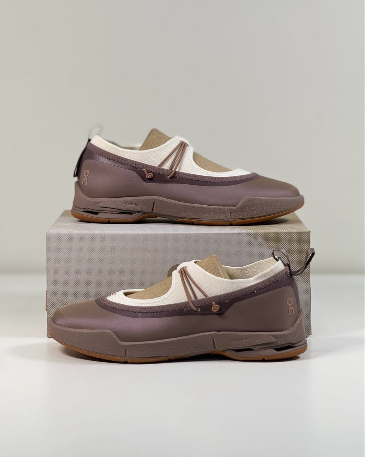 ON Zendaya Cloudnova Sneaker