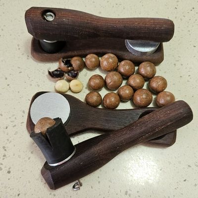 "Queensland Nut" Buster PREMIUM Nutcracker