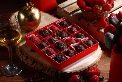 16-ცალიანი ნაკრები ყავისფერი | Pack of 16 Strawberries Brown