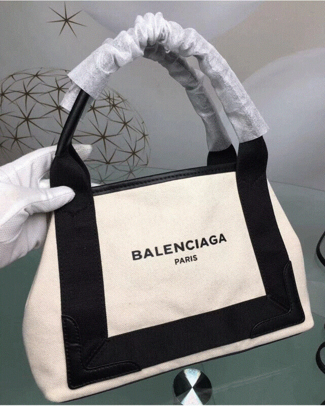 LUXURY TOTE BAG