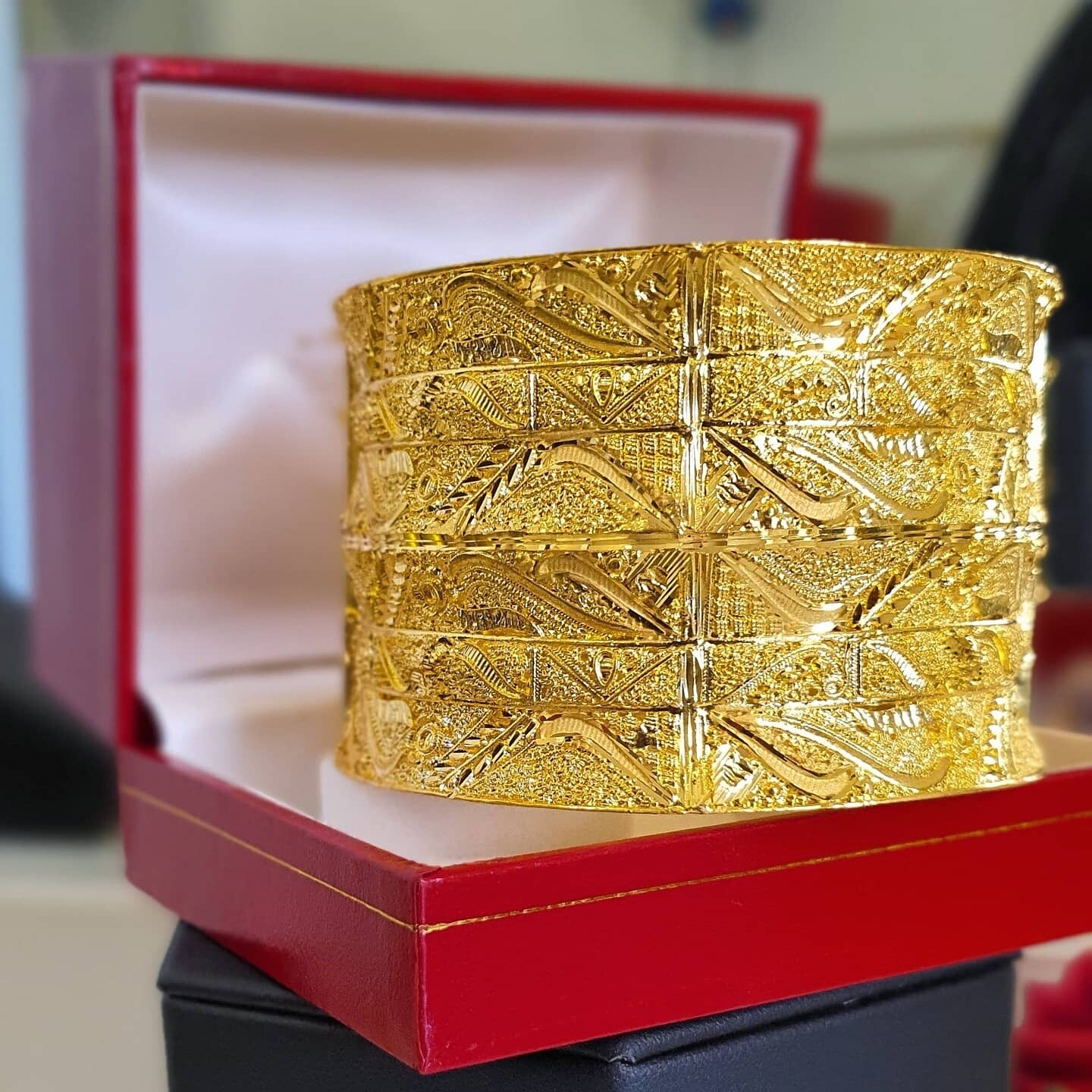 Haj Bangle