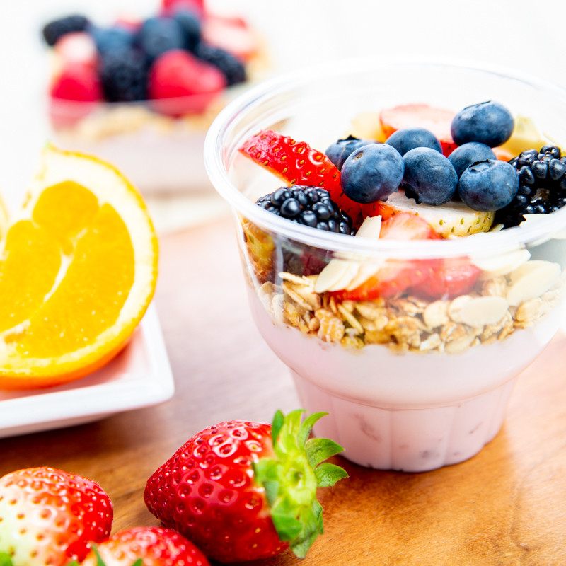 Low-Fat Berry Parfait