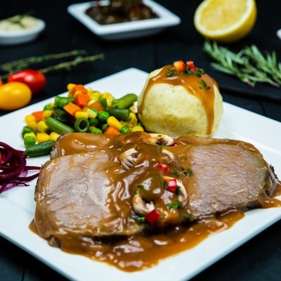 Hot Roast Beef Dinner