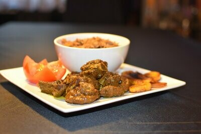 8. Nancy's Meat Meals - Curry Mutton (Goat)