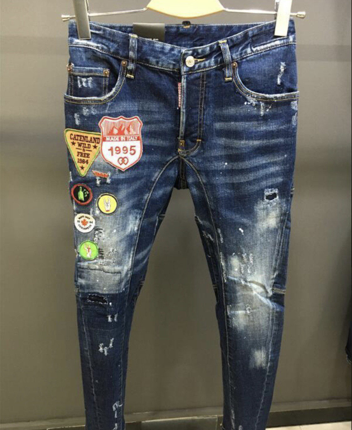 JEANS DSQUARED 2 CON DISEGNI