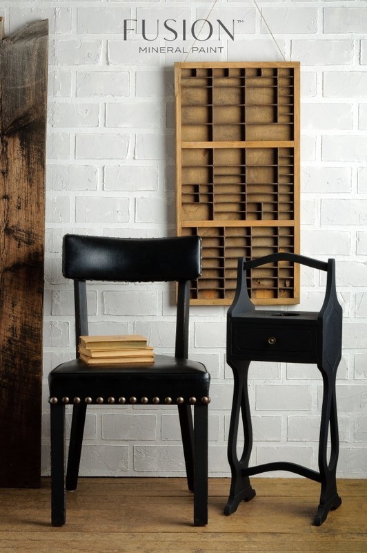 Coal Black Fusion Mineral Paint Pint