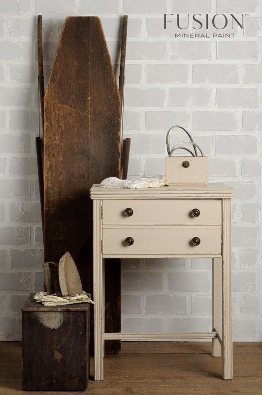 Cathedral Taupe Fusion Mineral Paint Pint