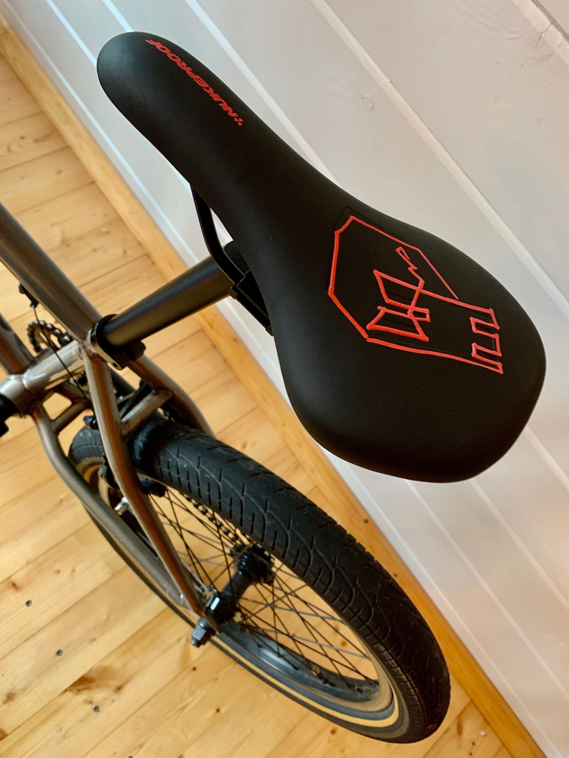 Adjustable bmx best sale seat