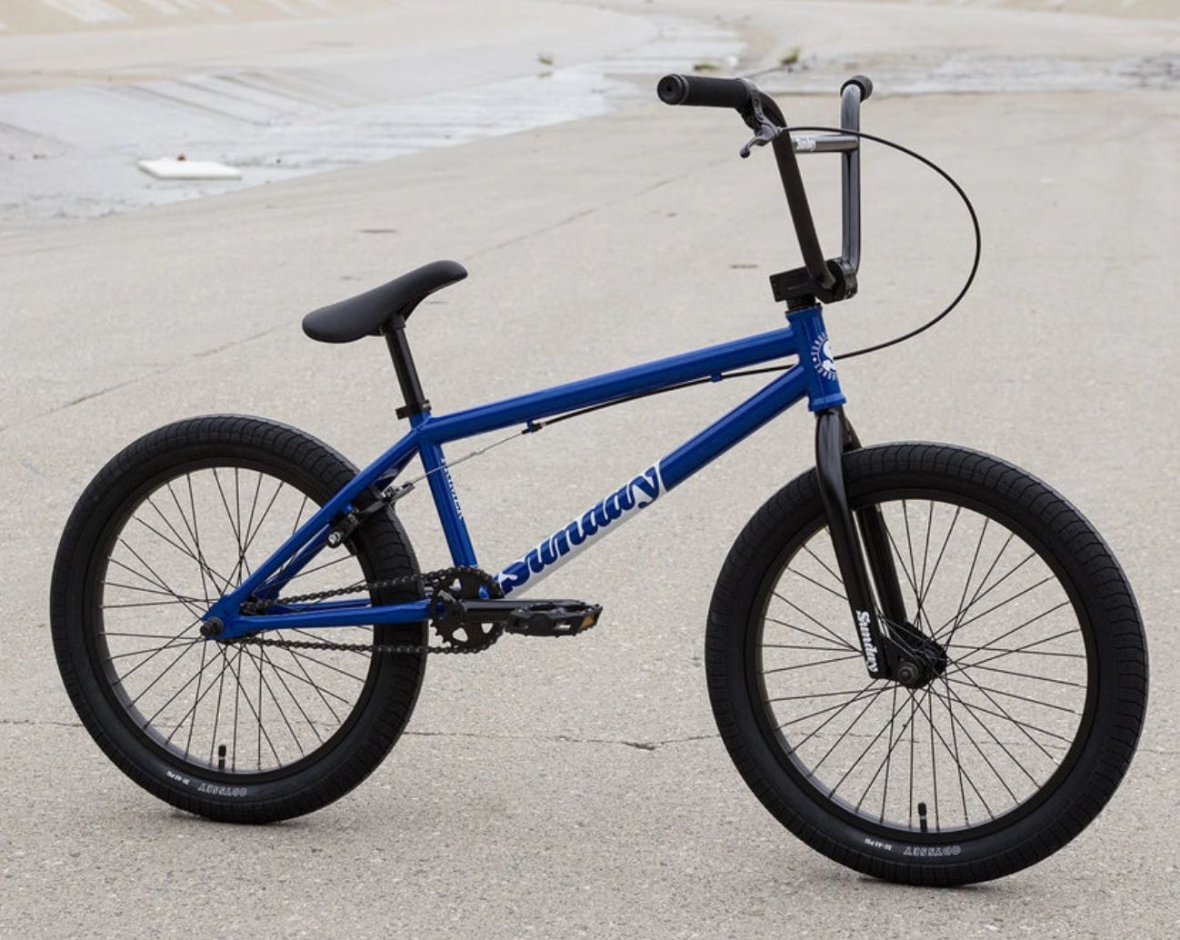 Sunday Primer BMX Gloss Blue - For ages 10-14