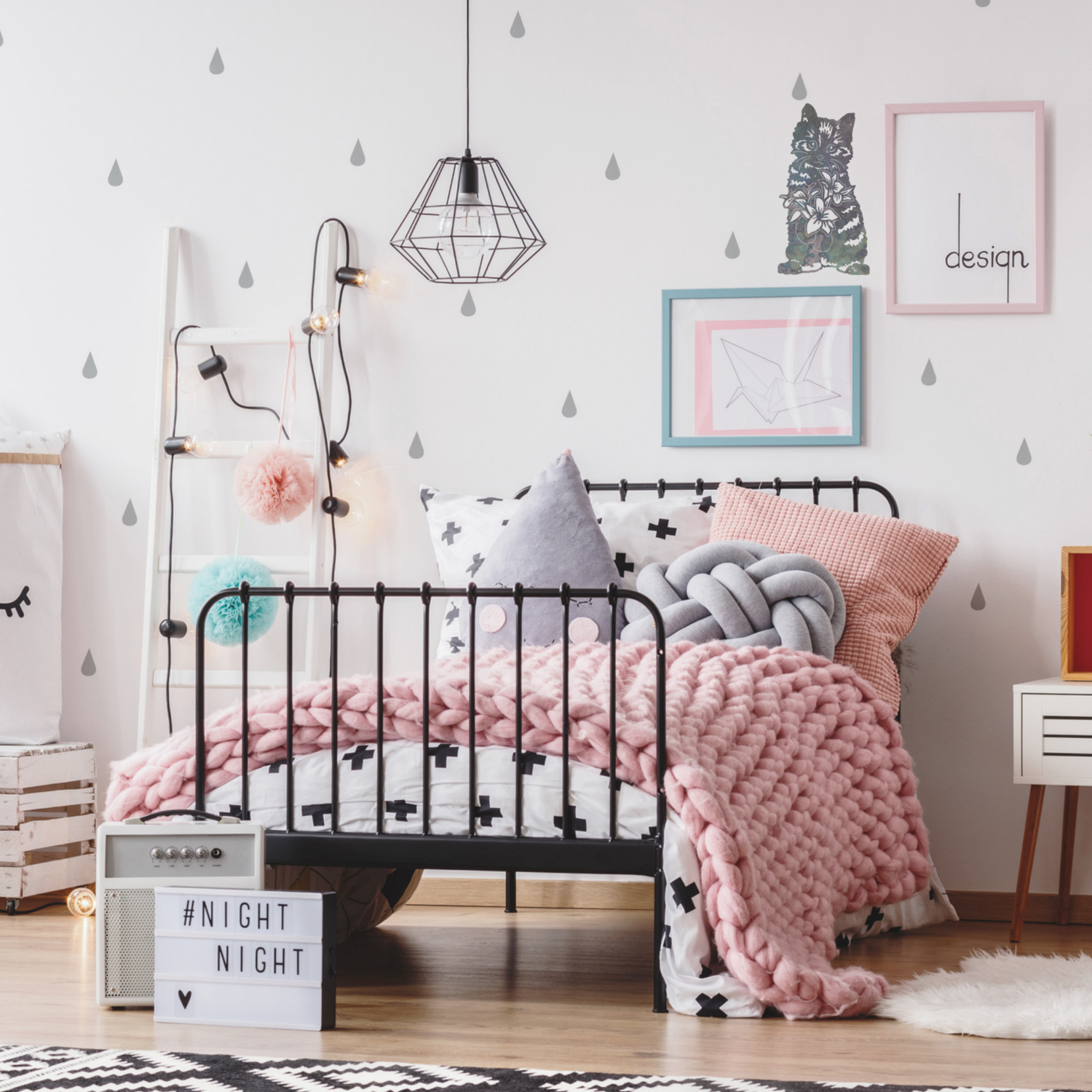 Lilly Kitten Sign