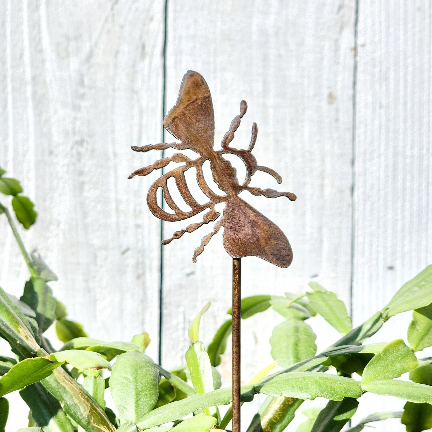 Small Bee Stake