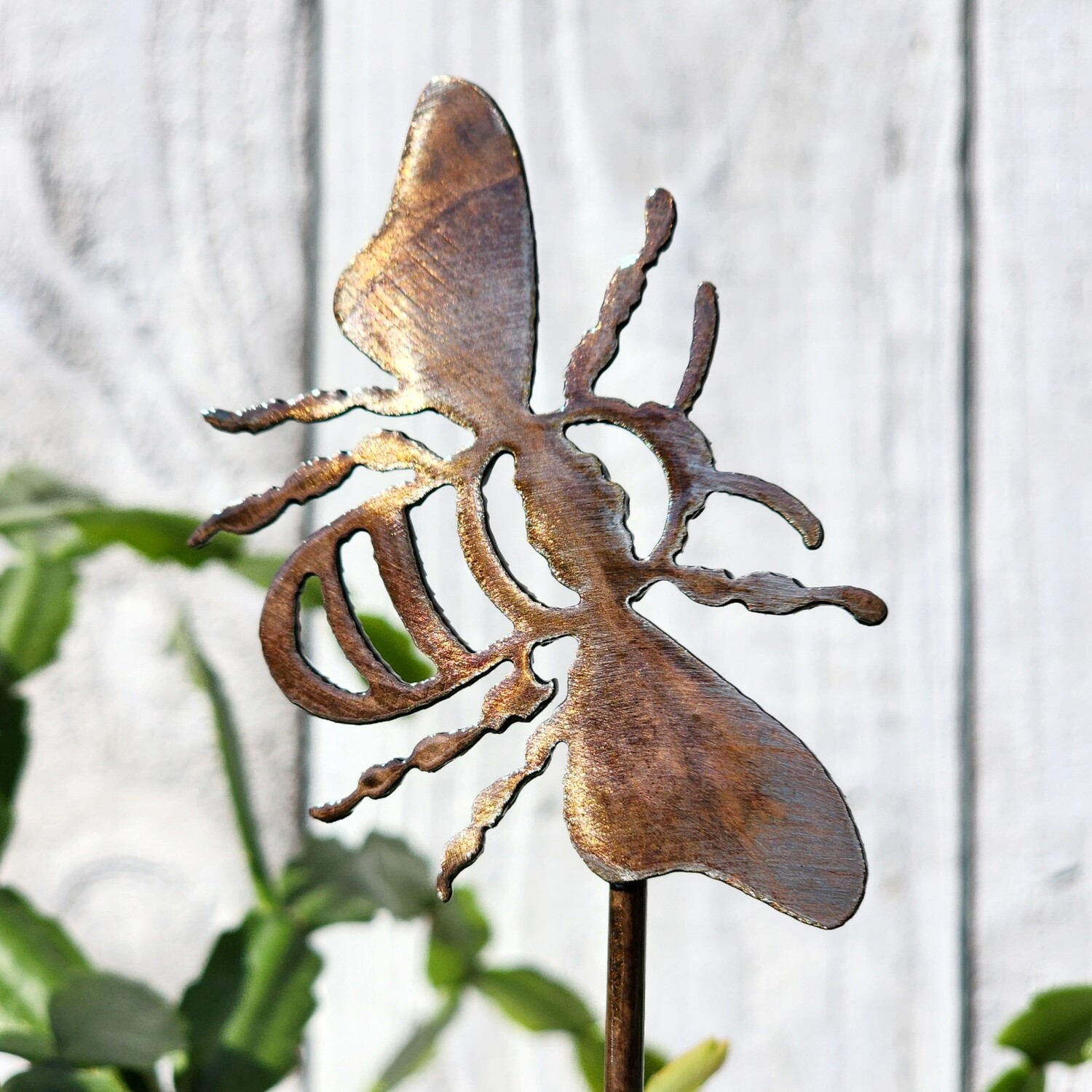 Small Bee Stake