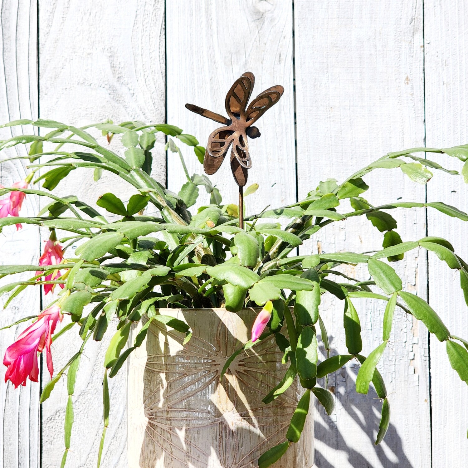 Small Dragonfly Stake