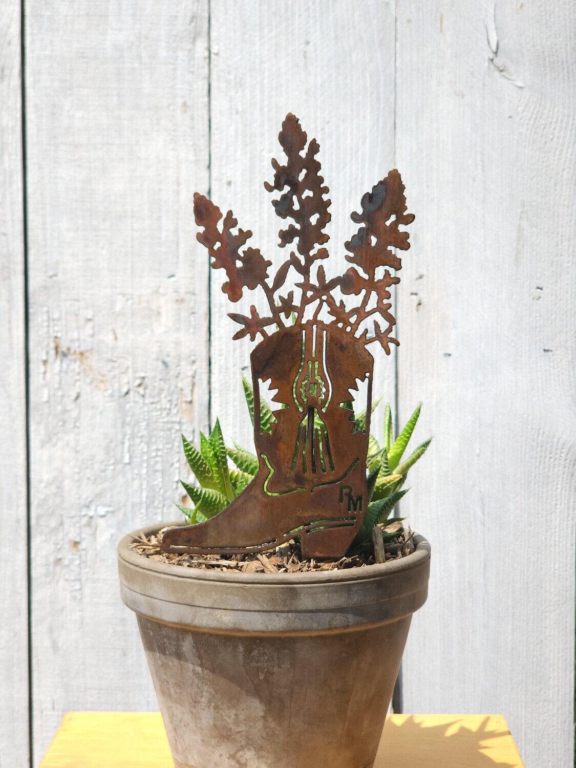 Lupine Cowboy Boot Stake