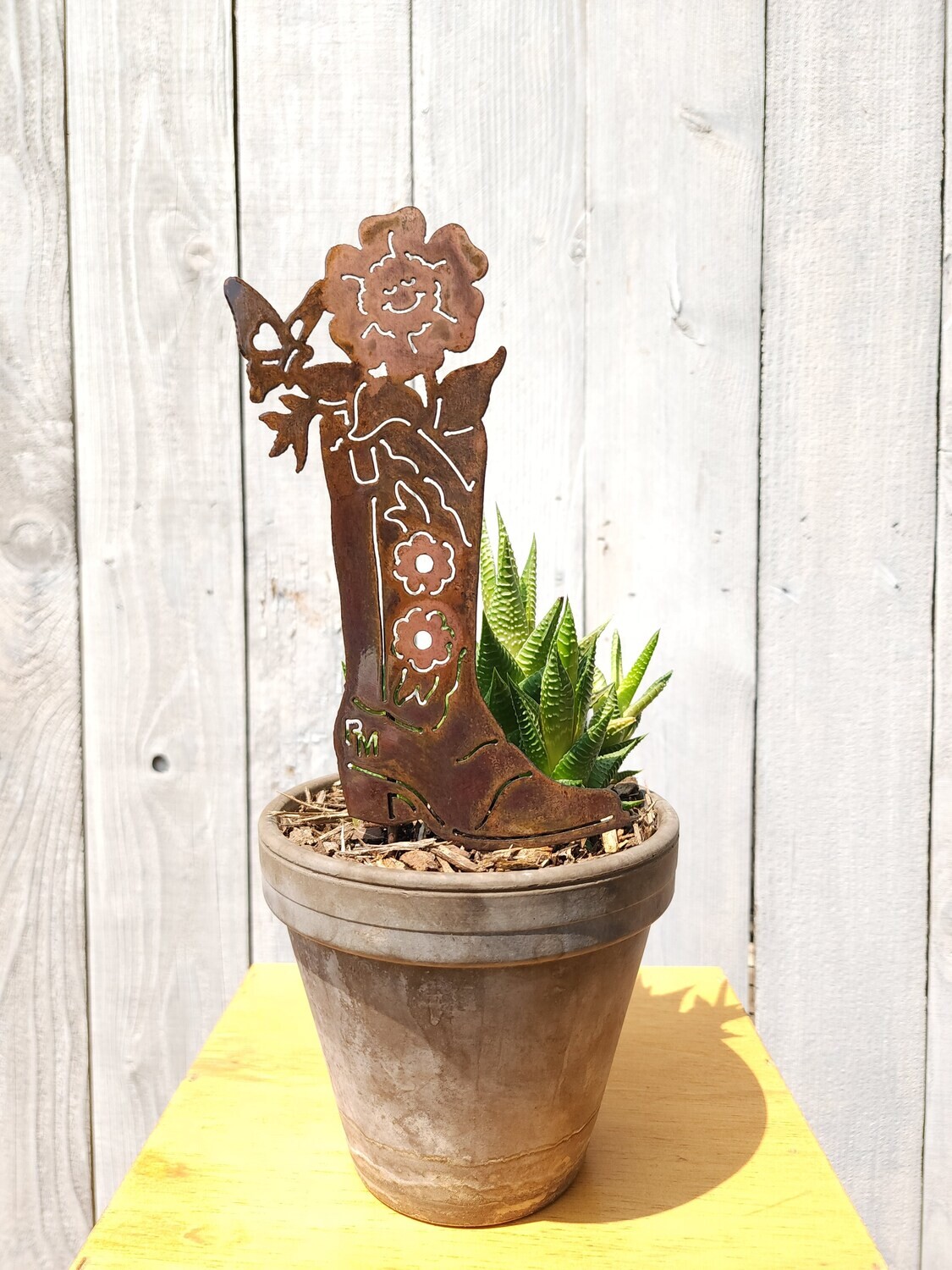 Smiley Cowboy Boot Stake