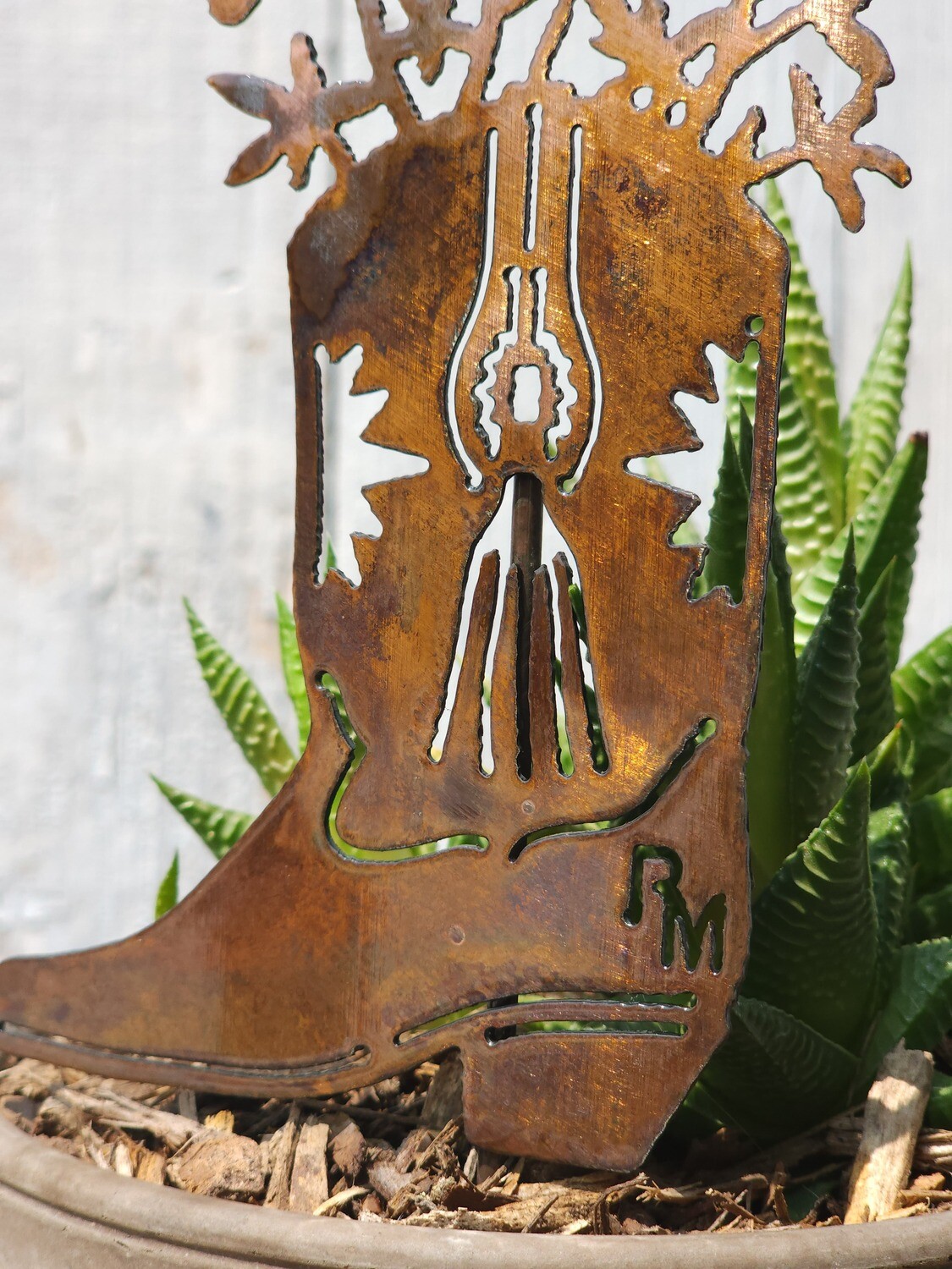 Lupine Cowboy Boot Stake