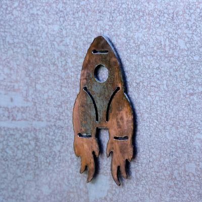 Rocket Magnet