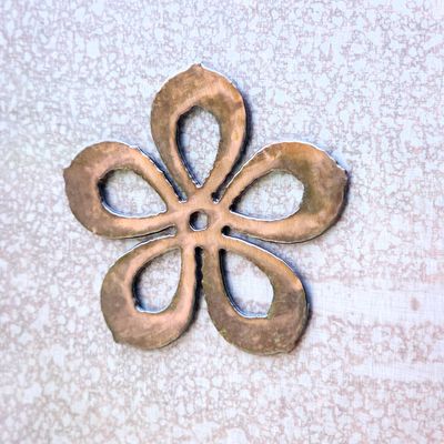 Lily Flower Magnet