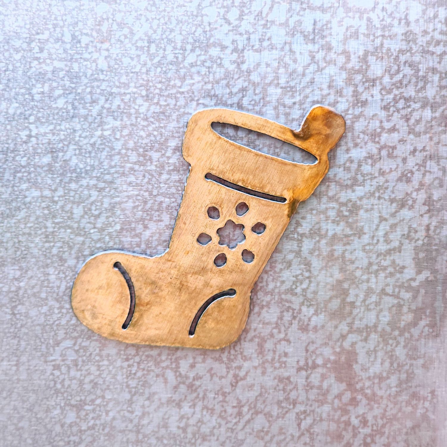 Stocking Magnet