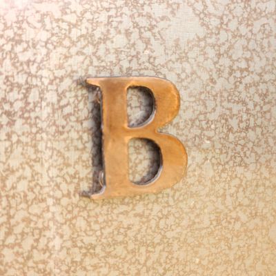 - B - Magnet